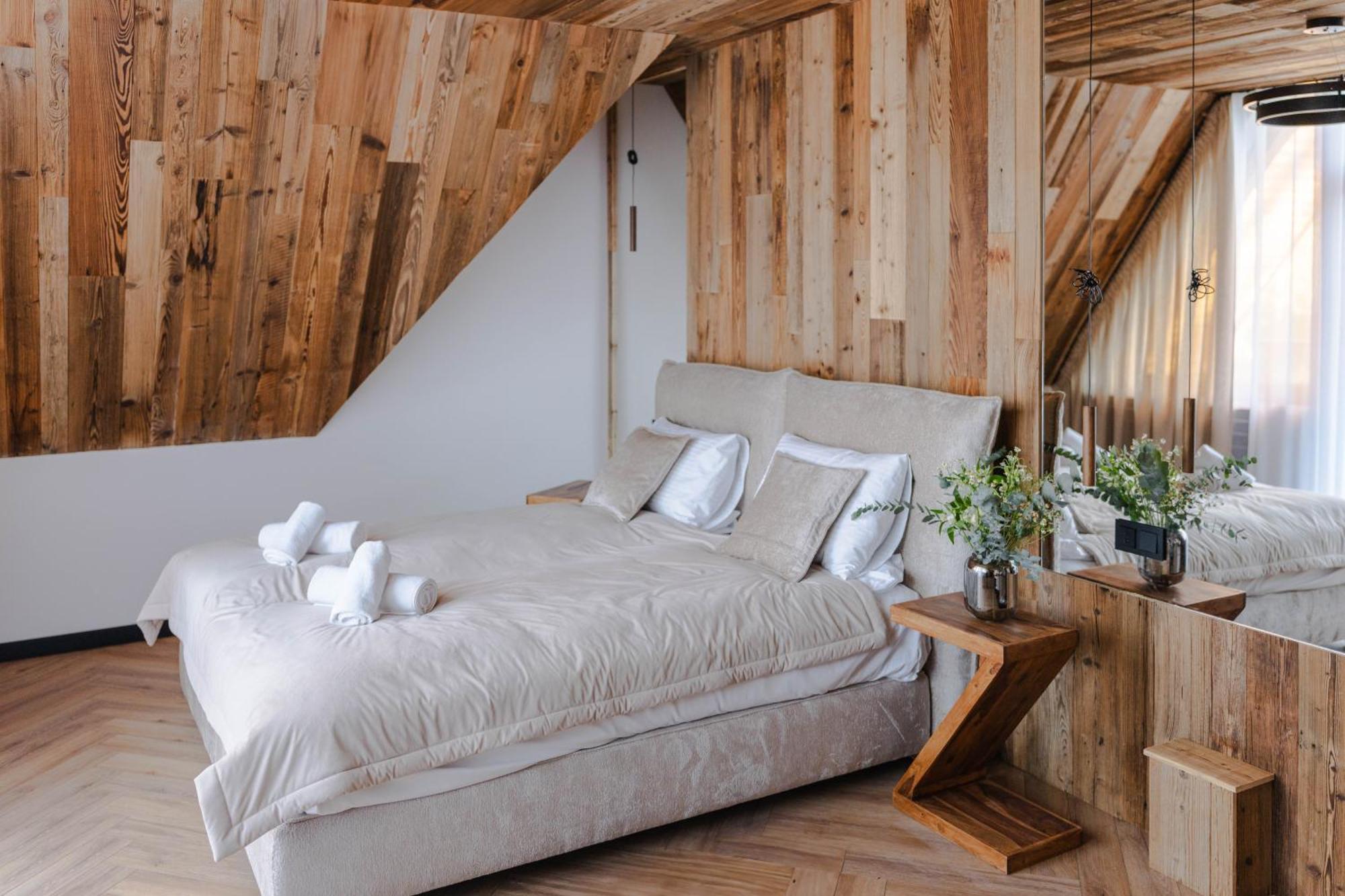 Hotel apartamentowy Zwierzyniecka *